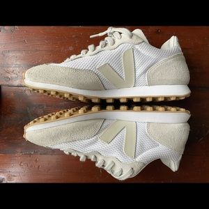 White VEJA Rio Branco sneakers free people Anthropologie size 39 8